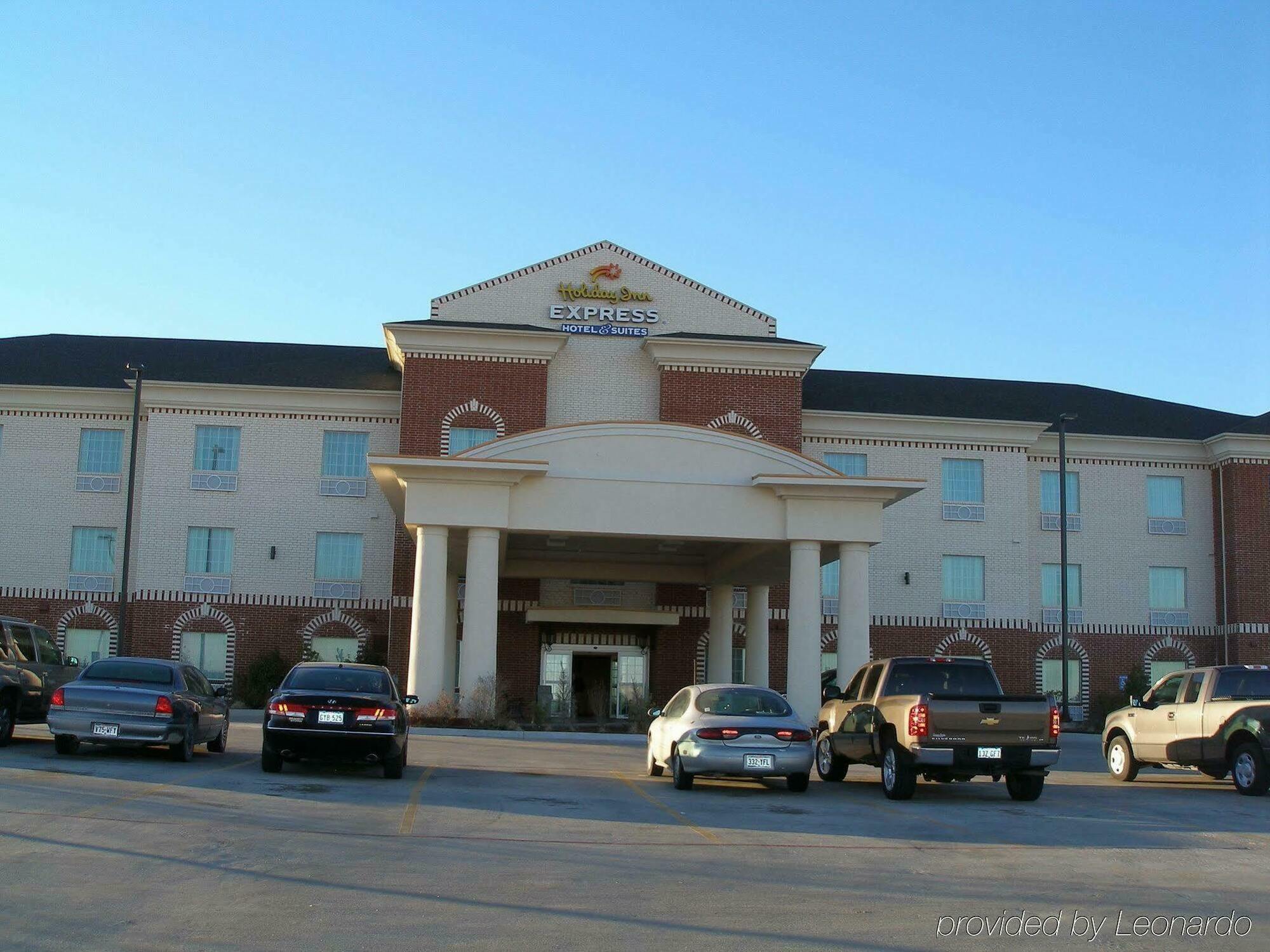 Holiday Inn Express Hotel & Suites Pampa By Ihg Exterior foto