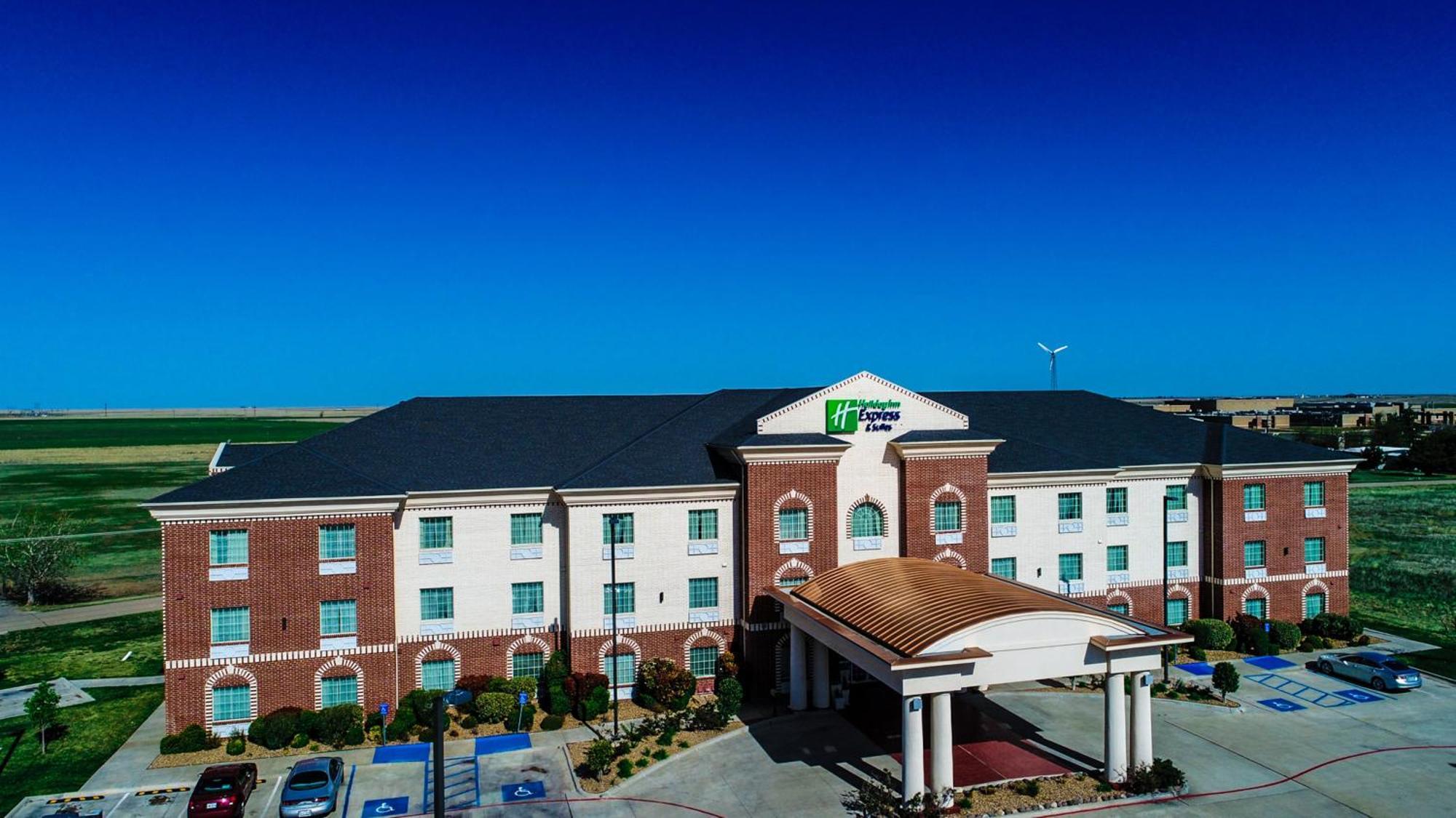 Holiday Inn Express Hotel & Suites Pampa By Ihg Exterior foto